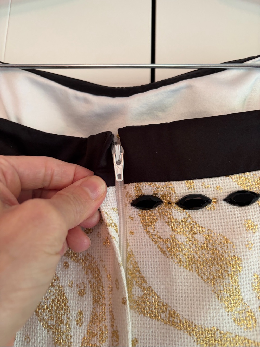 Lilly Pulitzer Christine Sneak A Peak Beaded Strapless Dress Sz 2 Gold Black Min - Picture 7 of 13
